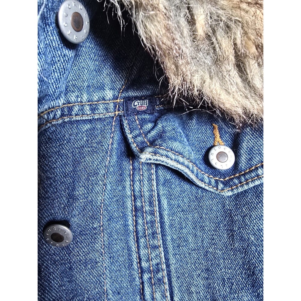 Cruel Girl Vest Womens Medium Blue Denim Faux Fur Collar Trim Button Front - Picture 4 of 7
